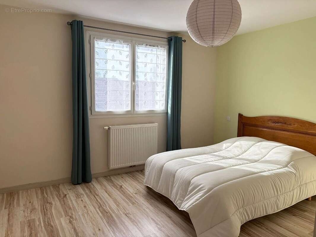 Maison à BOURG-DE-PEAGE