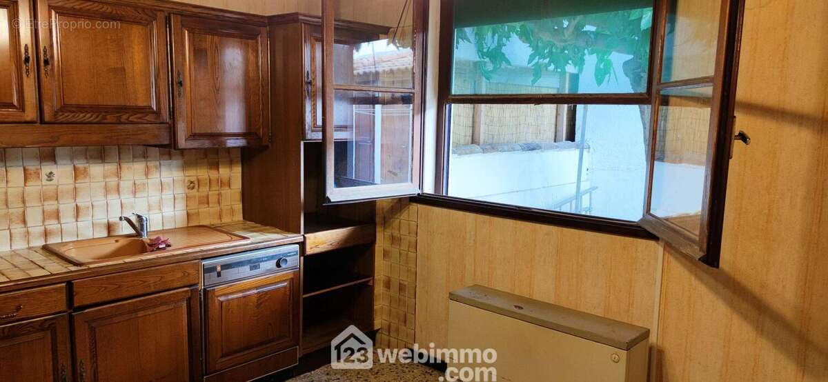 Maison 107 m² à Saintes-Maries-De-La-Mer  - photo 9