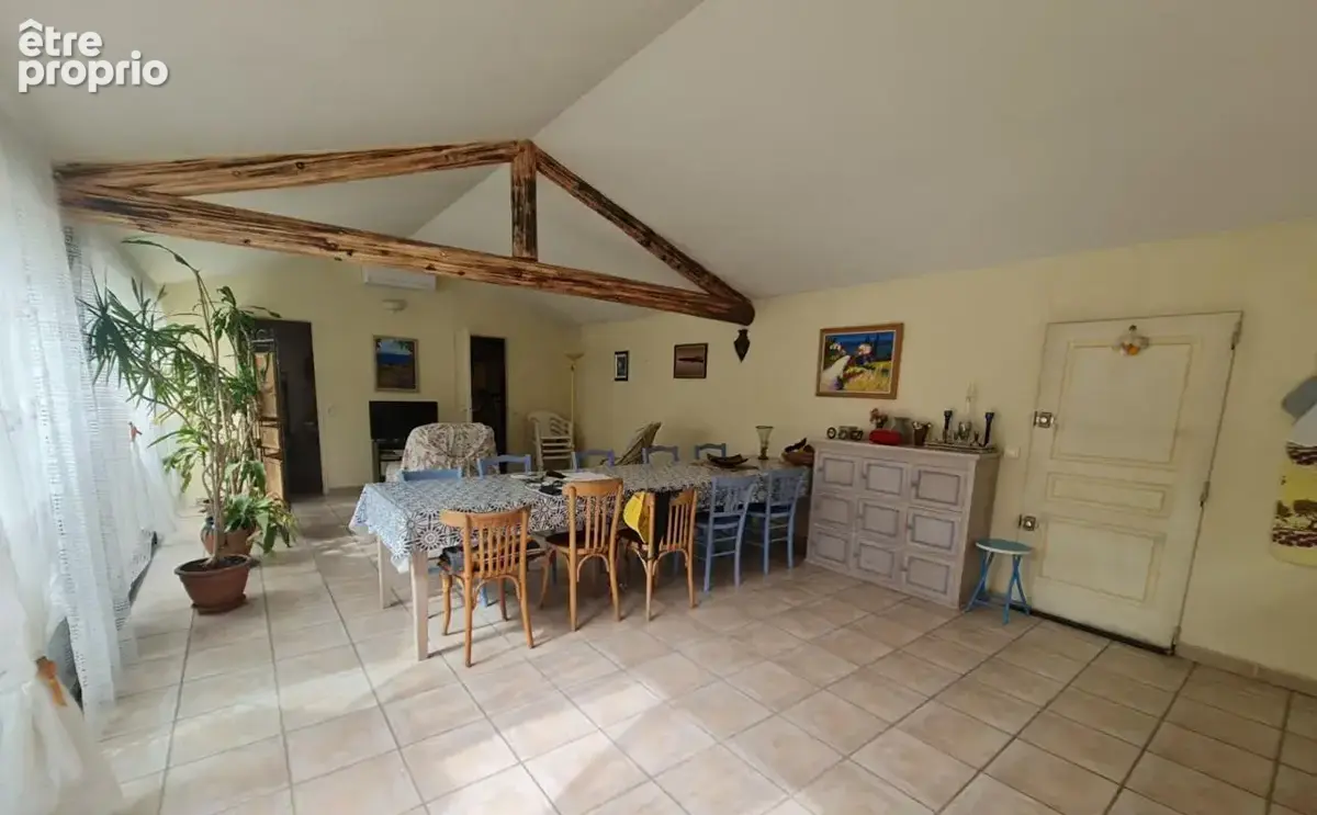 ALES - Villa 220m² avec piscine & pool house - 4 chambres- Proche commerces - photo 17