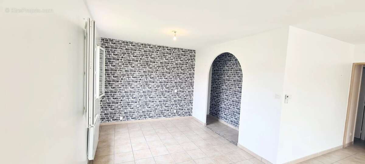 Maison à SAINT-JEAN-DE-VERGES