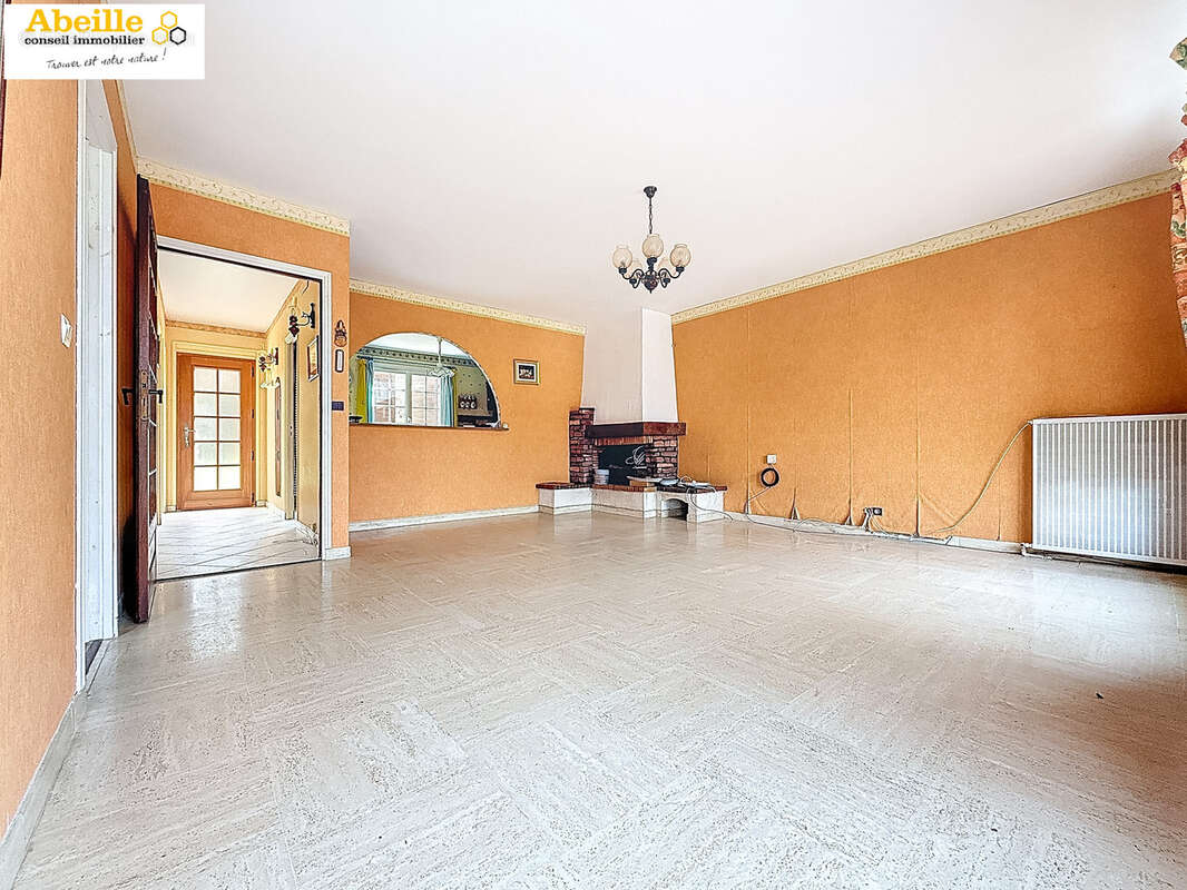 Maison traditionnelle de 116 m2 hab. sur sous-sol total terrain 531 m2 - photo 4