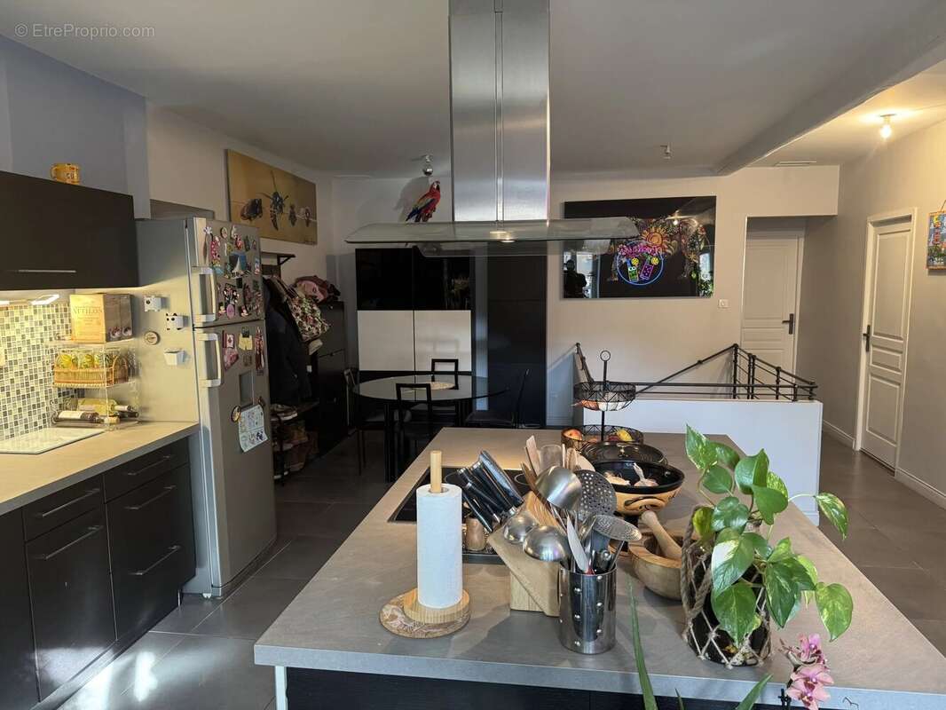 Appartement à SALON-DE-PROVENCE