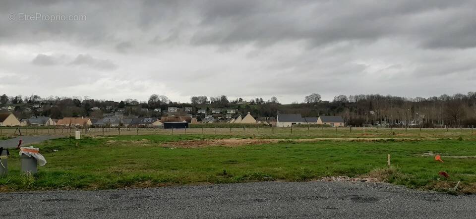 Terrain à LA FLECHE