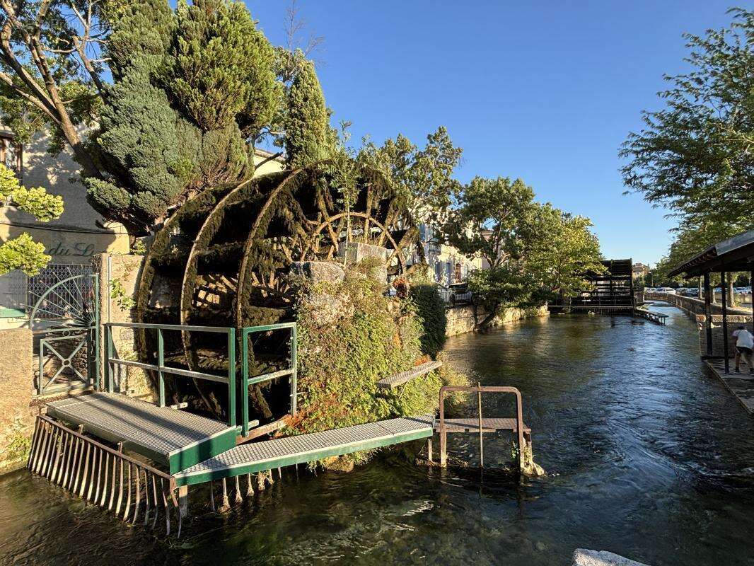 Appartement à L'ISLE-SUR-LA-SORGUE