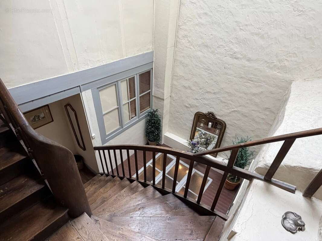 Superbe maison de ville offrant des espaces et des pièces insoupçonnés - photo 12