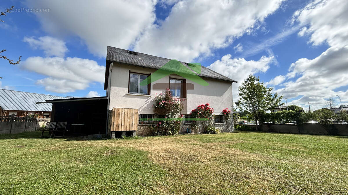 Maison à CLOYES-SUR-LE-LOIR
