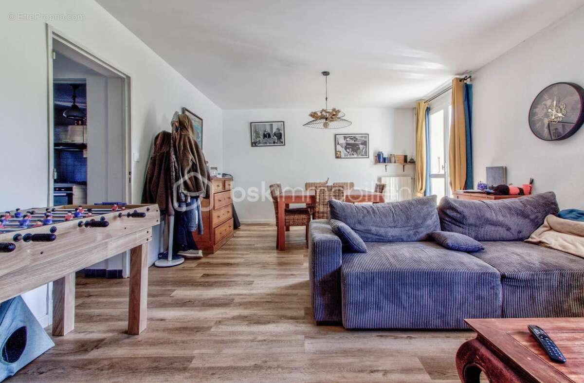 Maison à MONTELIMAR