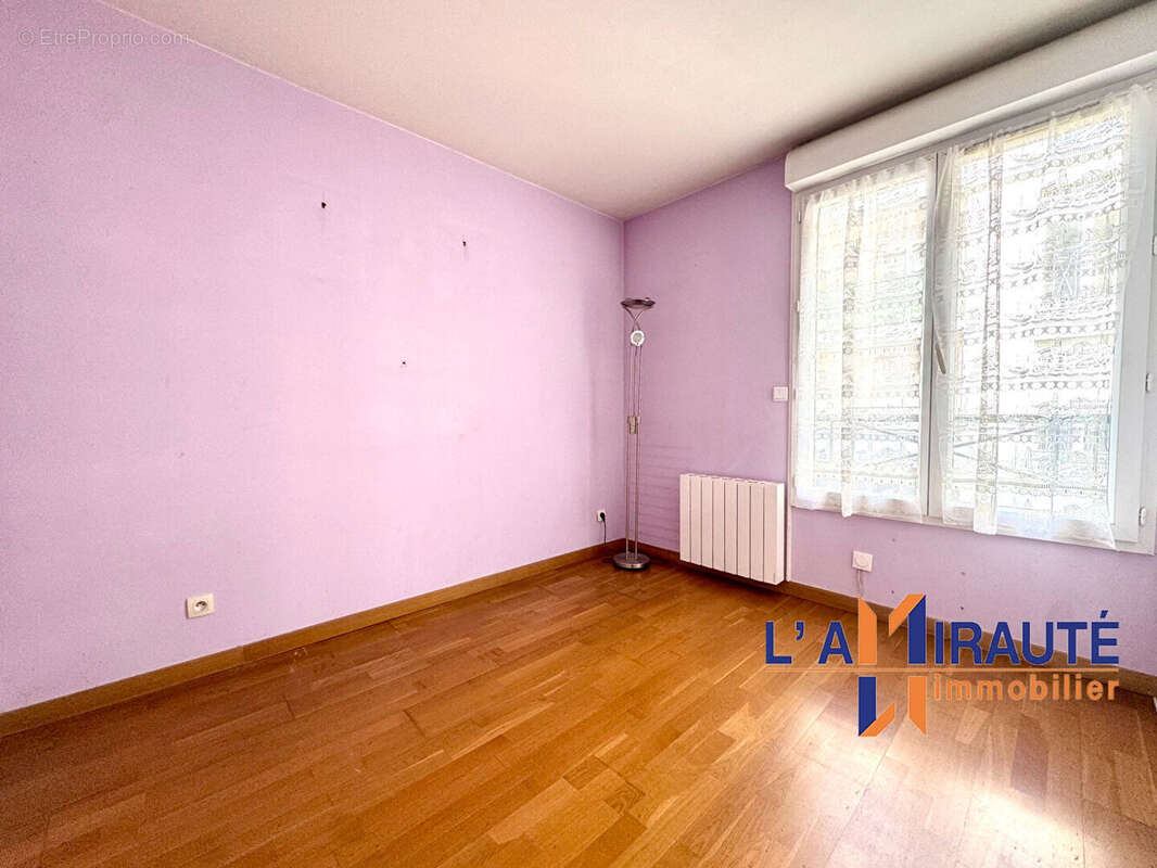 Appartement à HOUILLES