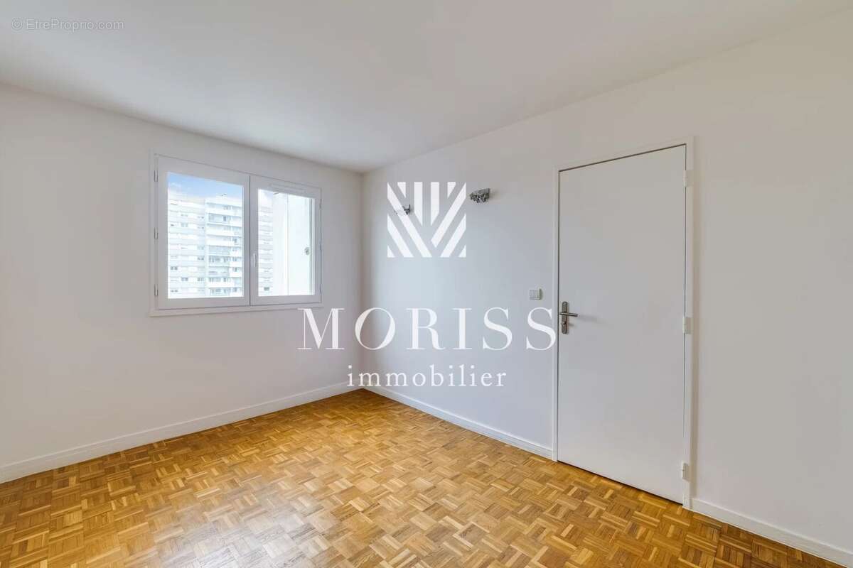 Appartement à LEVALLOIS-PERRET
