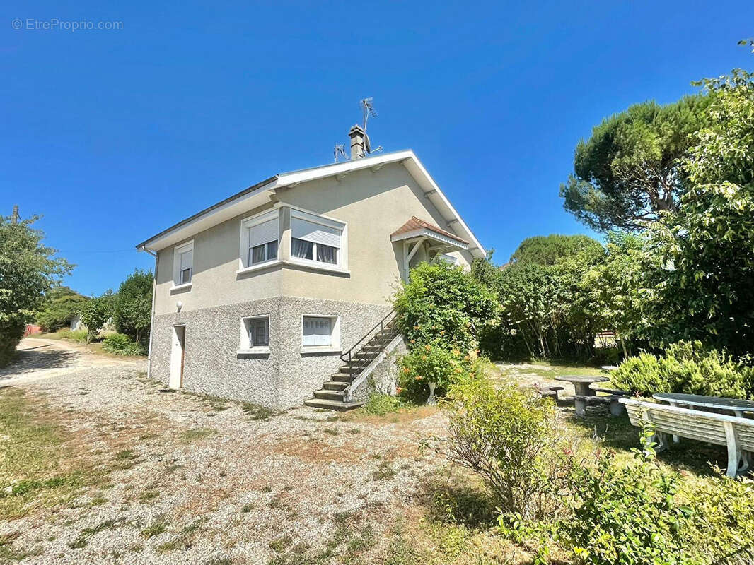 Maison à BOURGOIN-JALLIEU