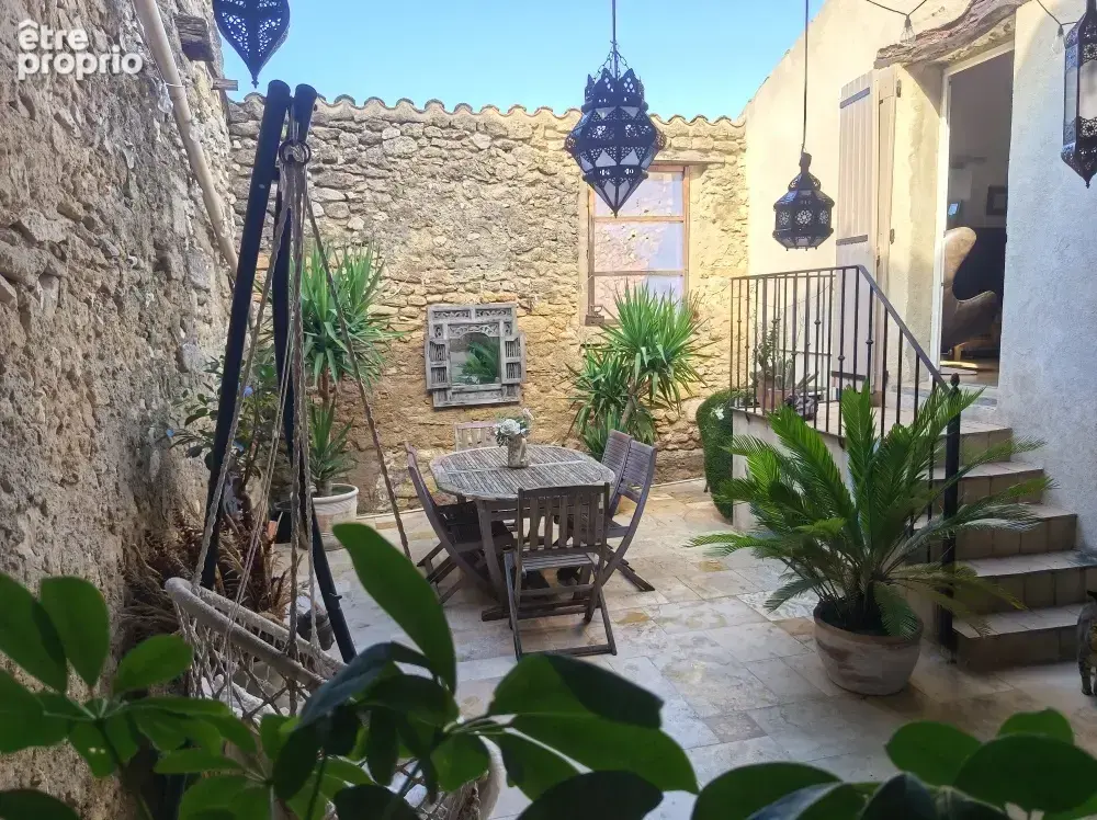 Maison de village de 80 m2 avec cour intérieure - photo 10
