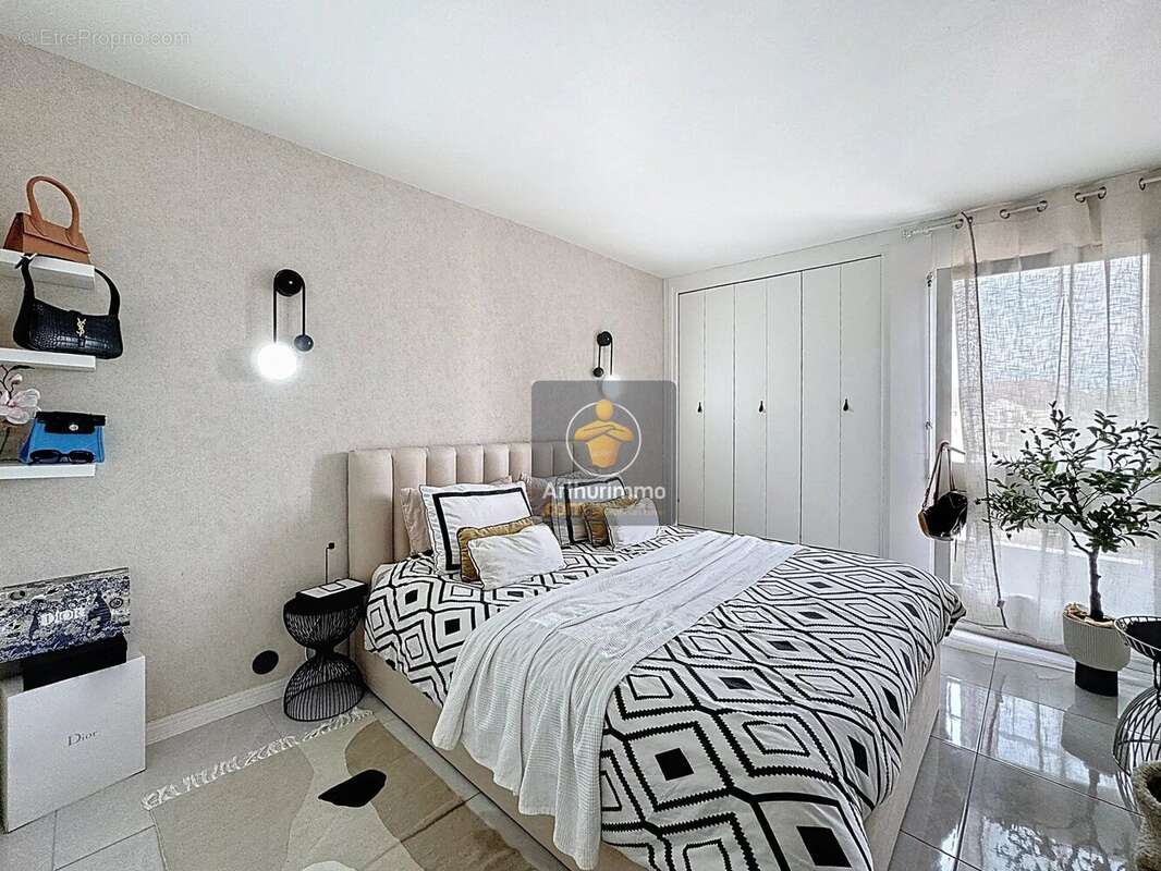 Appartement à LIMEIL-BREVANNES