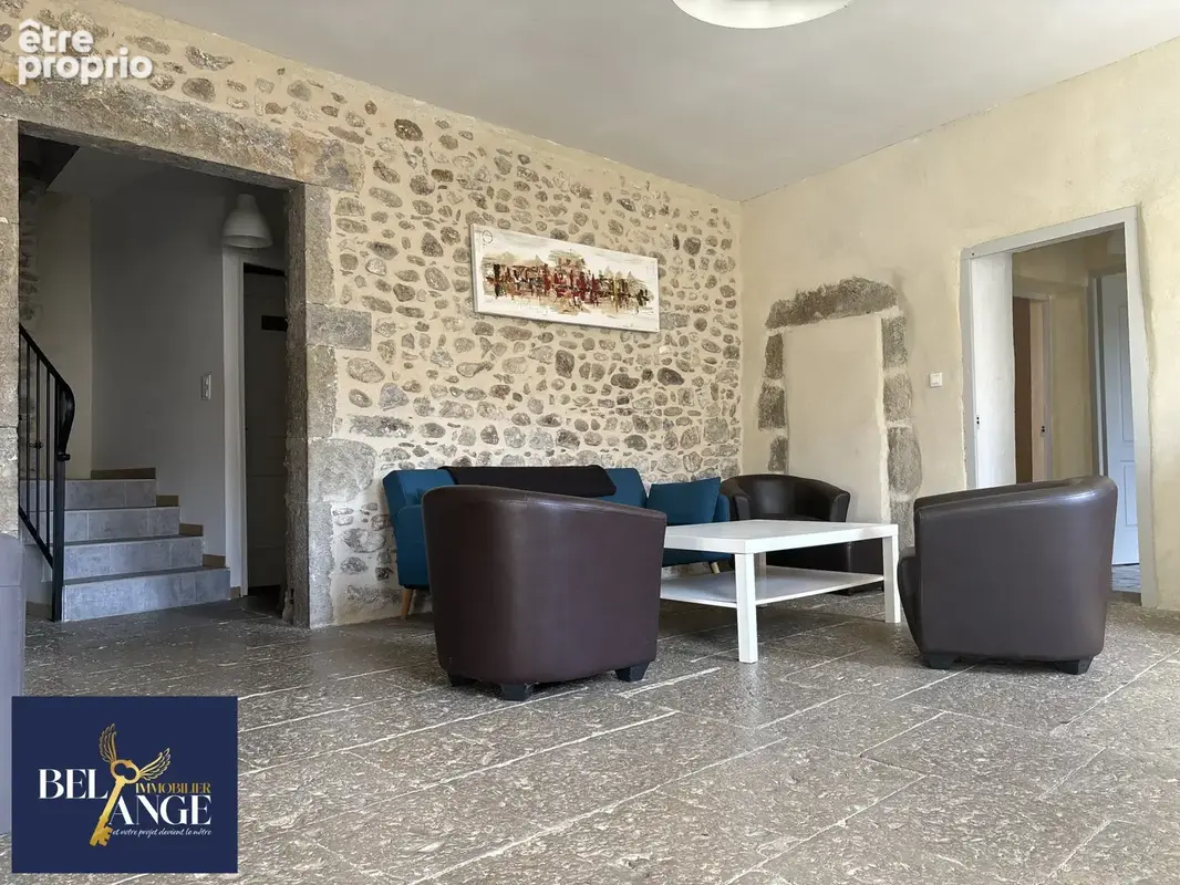 Maison en pierre pleine de charme avec cour intérieure et terrain - photo 8