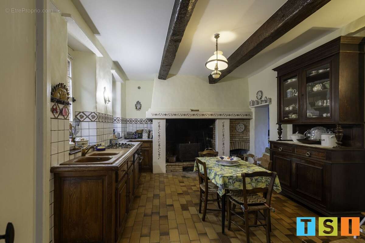 Maison à MONTESQUIEU-VOLVESTRE