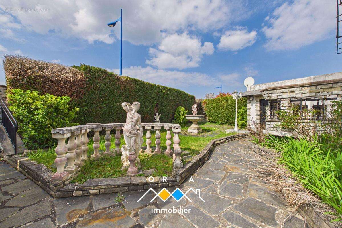 Maison à PAGNY-SUR-MOSELLE