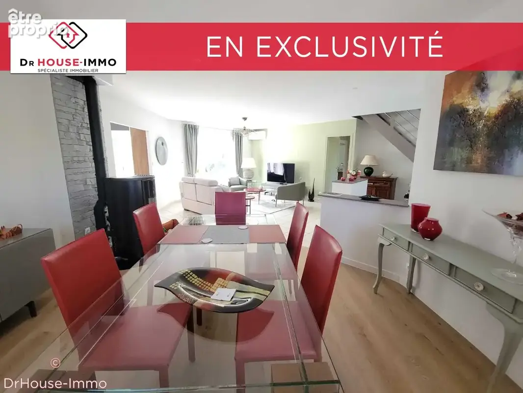 Maison 132 m² à Saint-Gilles-Croix-De-Vie  - photo 5