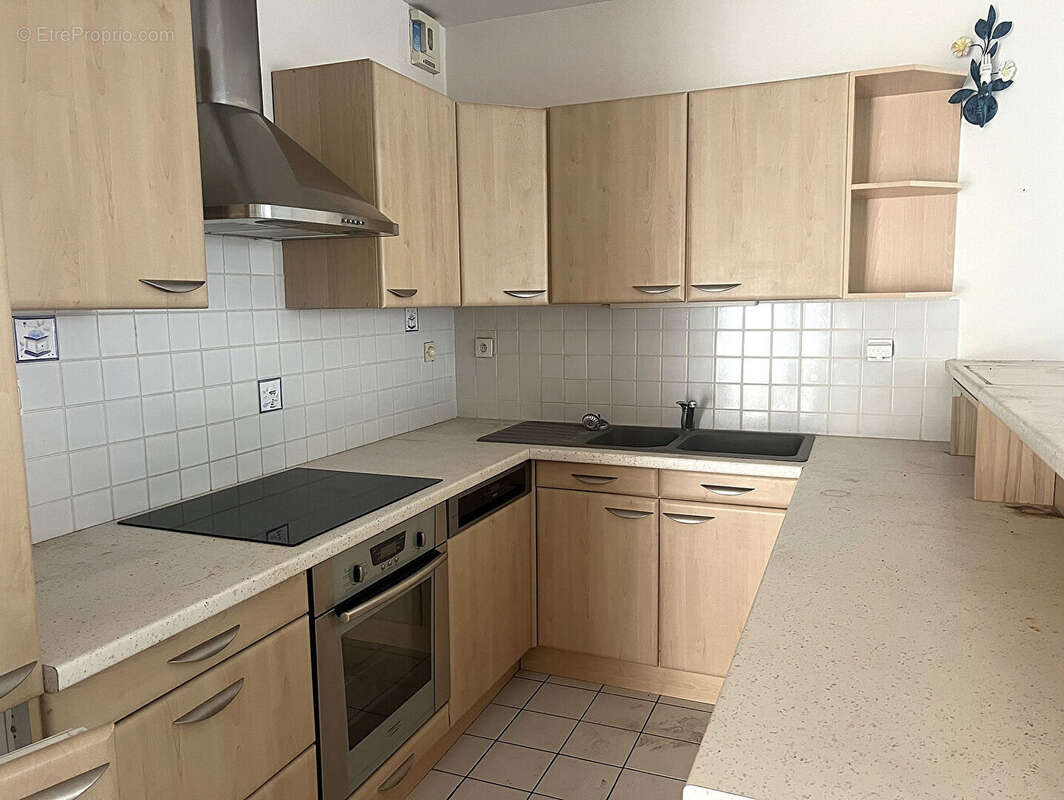 T5 de 98m², balcon terrasse, cave et parking - photo 17