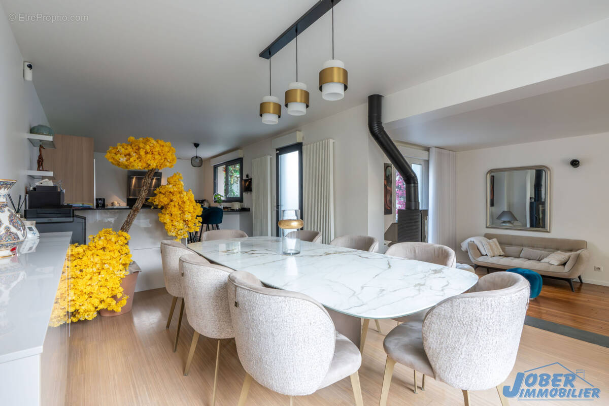 Maison à NOGENT-SUR-MARNE