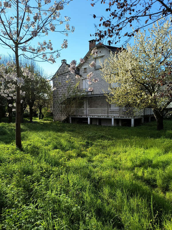 Maison à BRIVE-LA-GAILLARDE