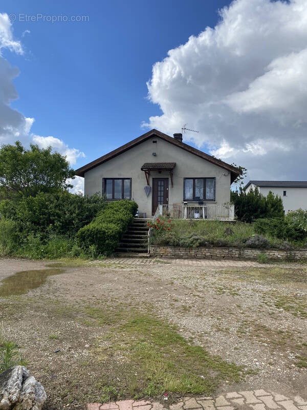 Maison à PUSIGNAN