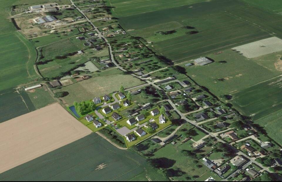 Terrain à LA VIEUX-RUE