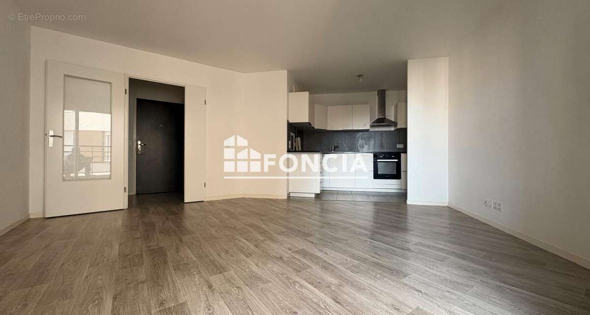 Appartement à ERAGNY