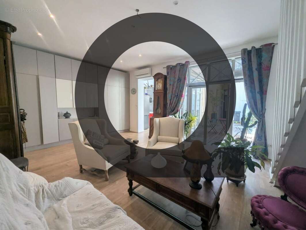 Appartement 79 m² à Bordeaux  - photo 2