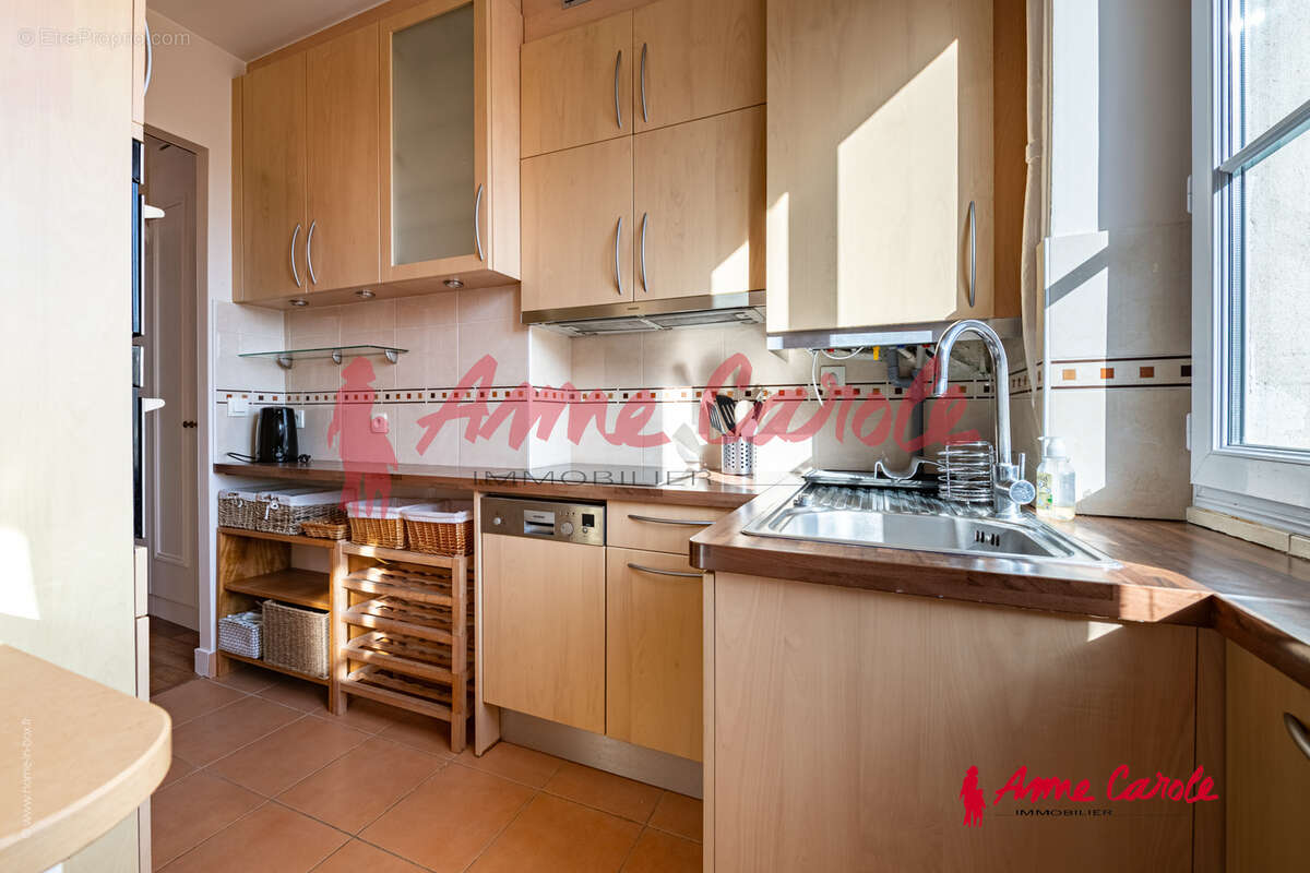 Appartement à PARIS-7E