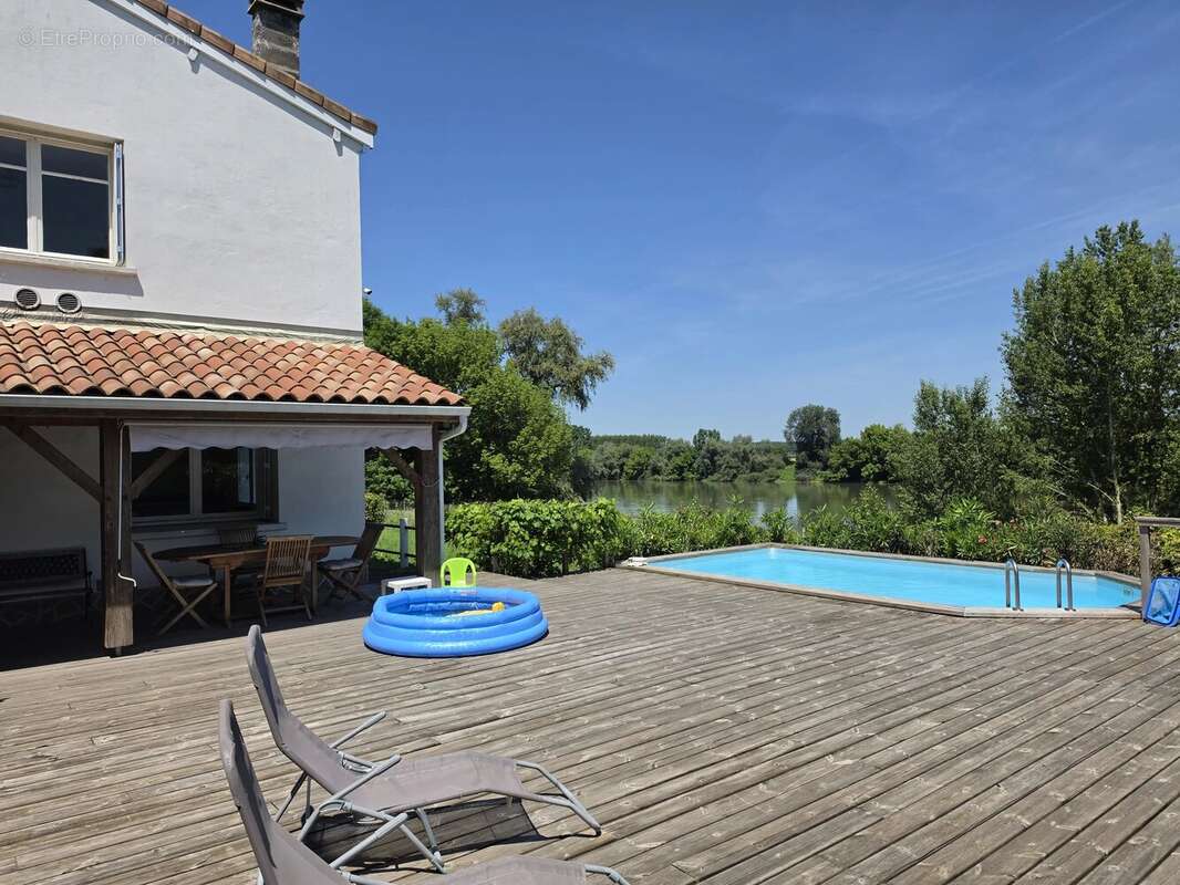 Maison à LE MAS-D'AGENAIS