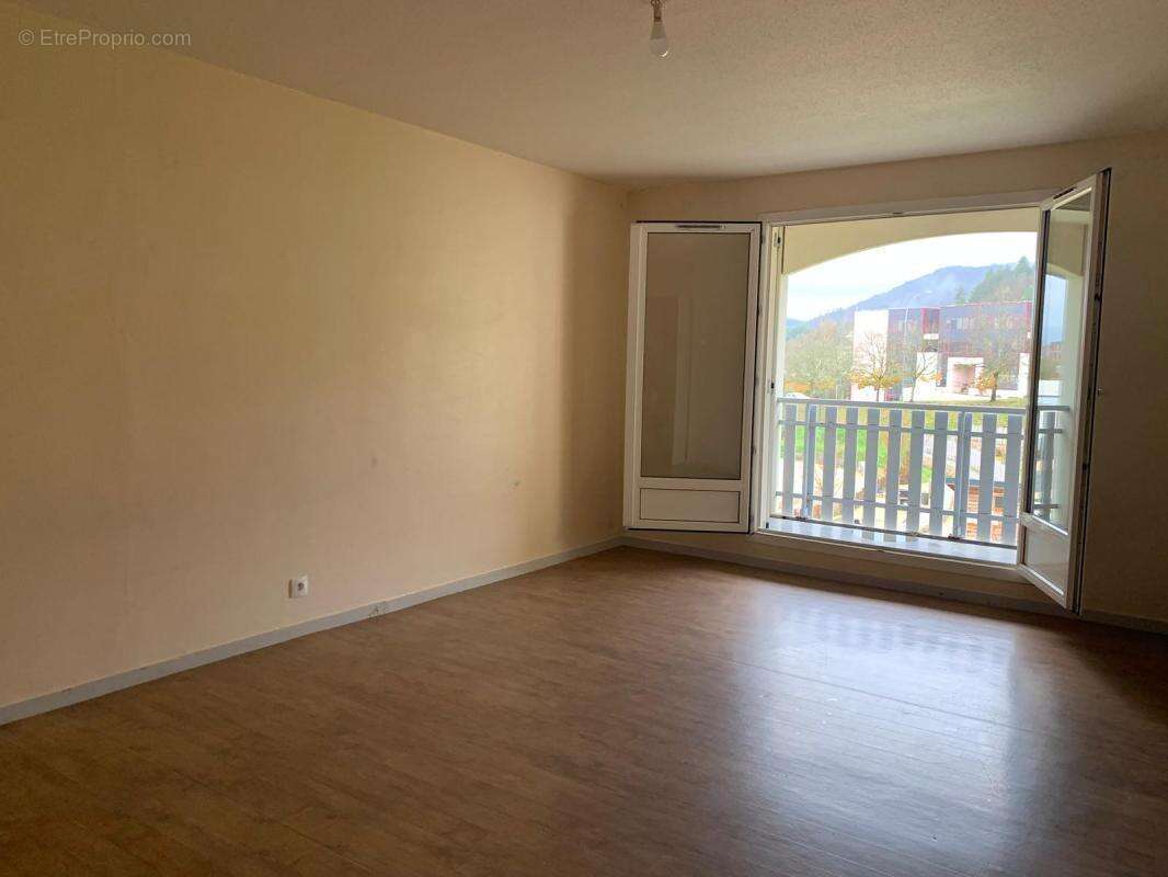 Appartement à BELLIGNAT