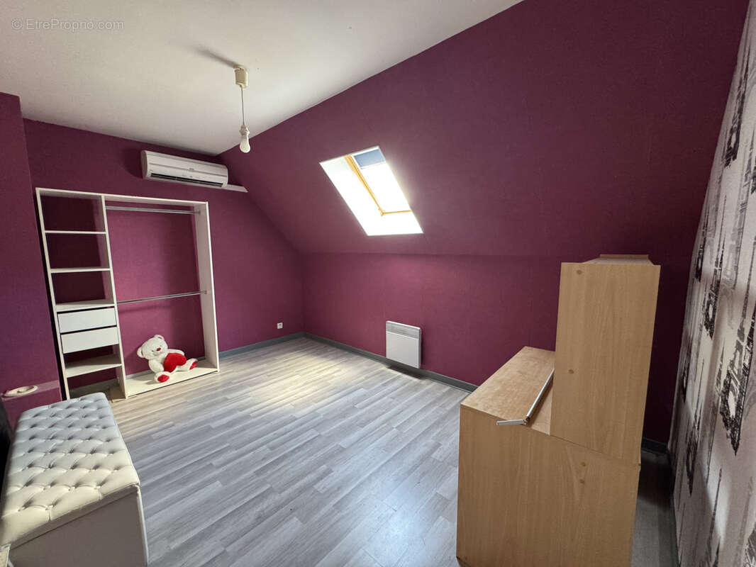 Maison à SOYE-EN-SEPTAINE