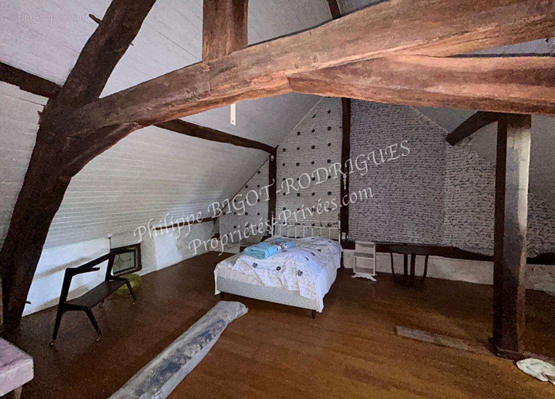 Maison à SAINT-MARTIN-DES-CHAMPS