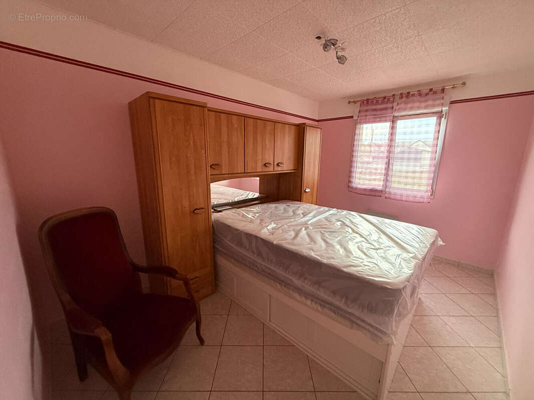 Maison à VIVIER-AU-COURT