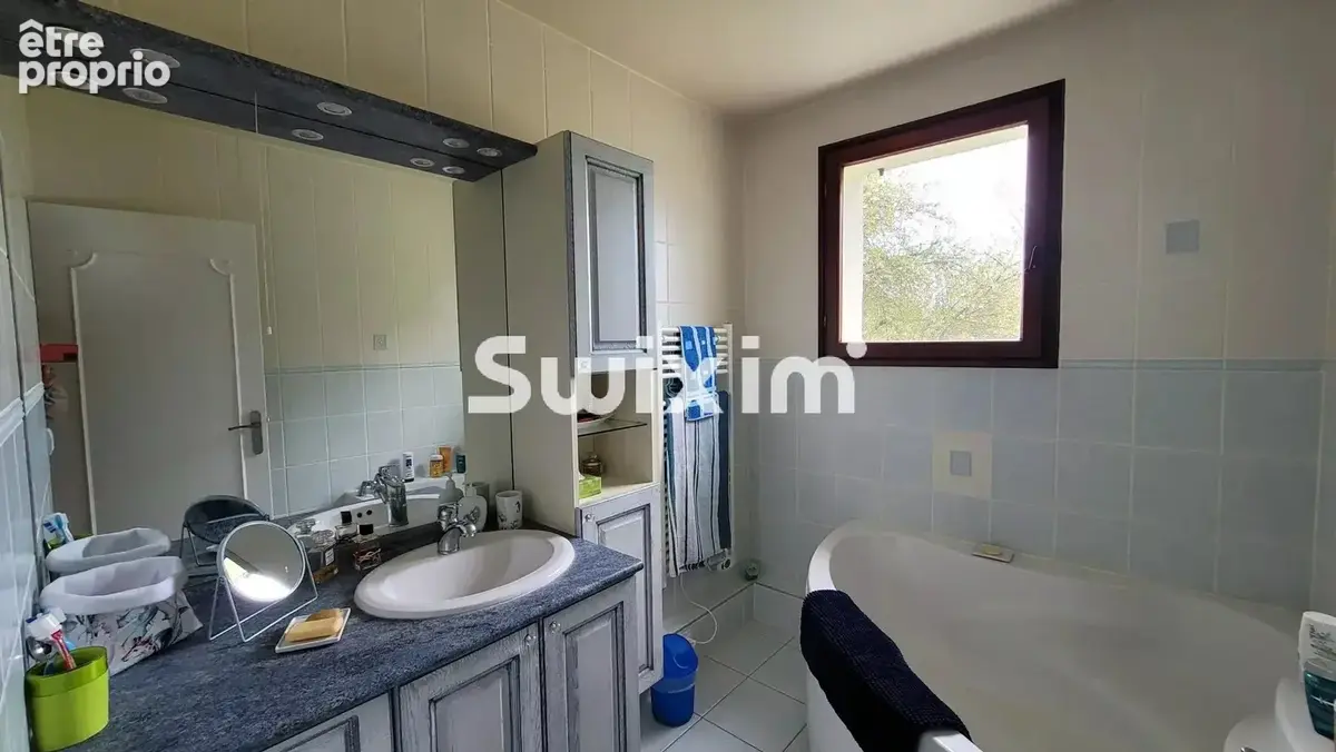 Maison 12 pièces 339 m² à vendre à Lons-Le-Saunier (39000) - photo 14