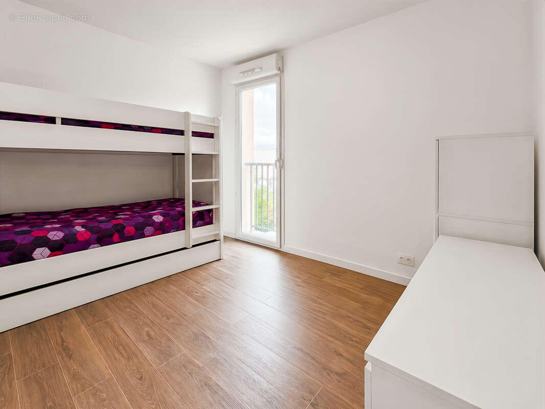 Appartement à SAULX-LES-CHARTREUX