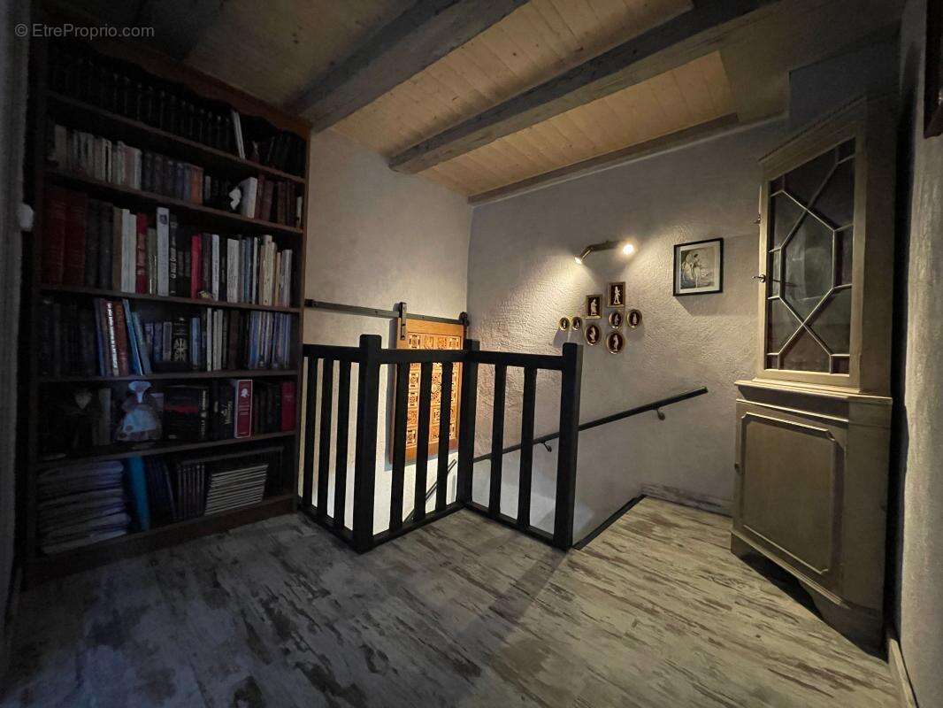 Maison à SAINTE-ALVERE