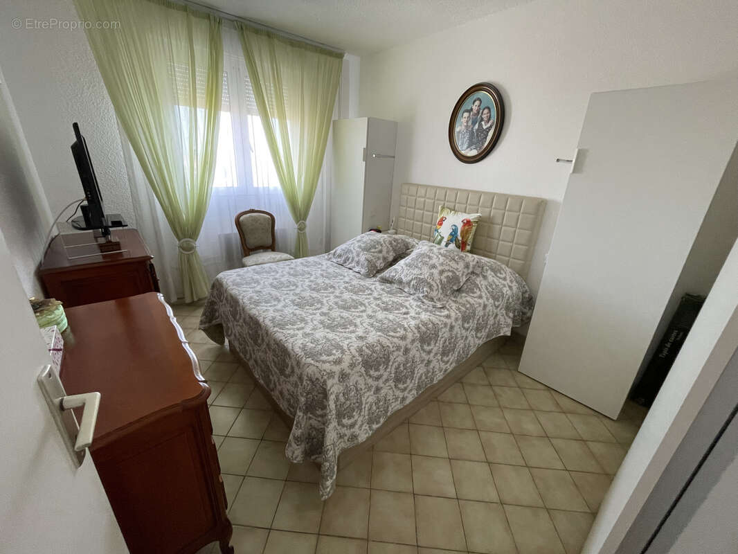Appartement à HYERES