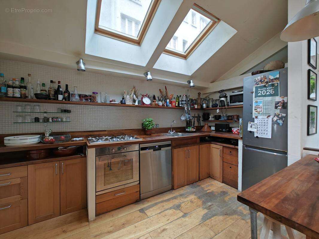 Appartement à PARIS-18E