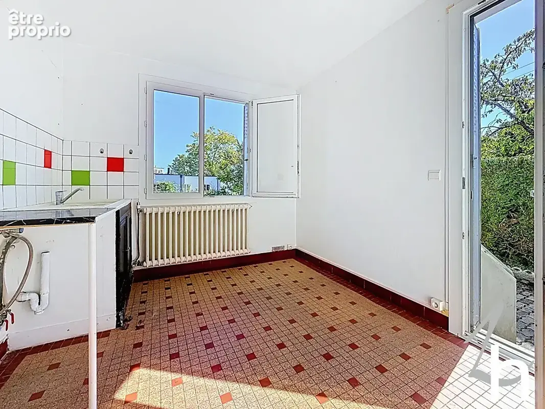 Maison individuelle - 2 chambres - garage - parking - jardin - photo 5