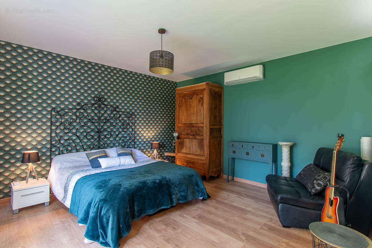 Maison à MERY-SUR-CHER