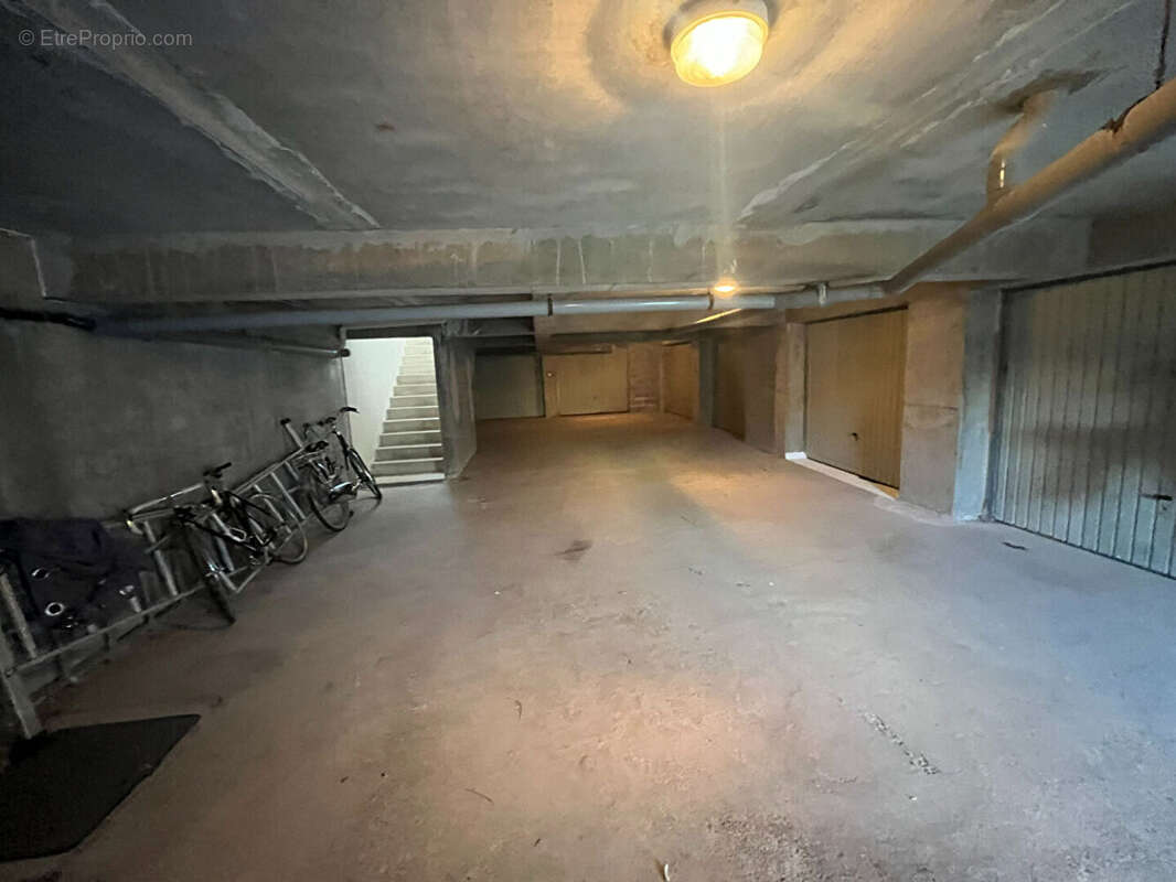 Garage La Chaume 18 m² - photo 2