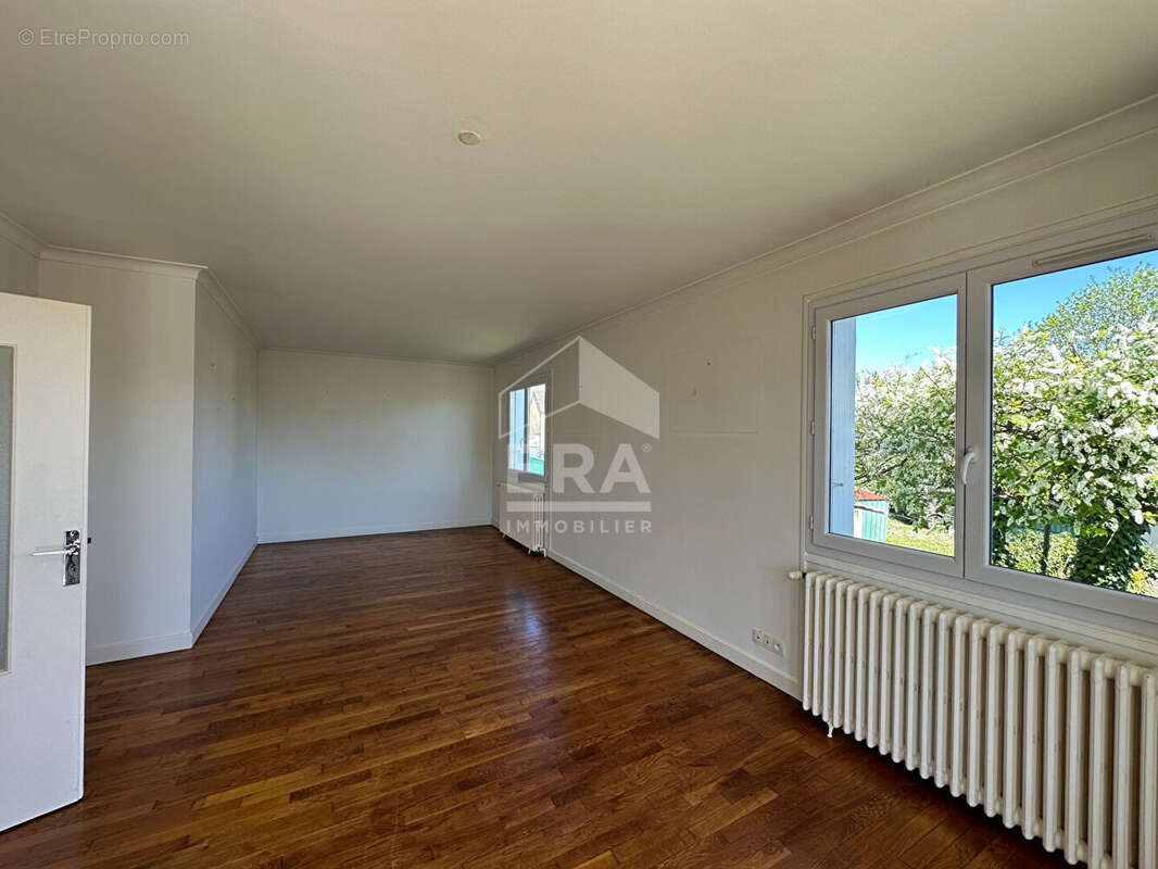 Maison à VILLEDIEU-SUR-INDRE