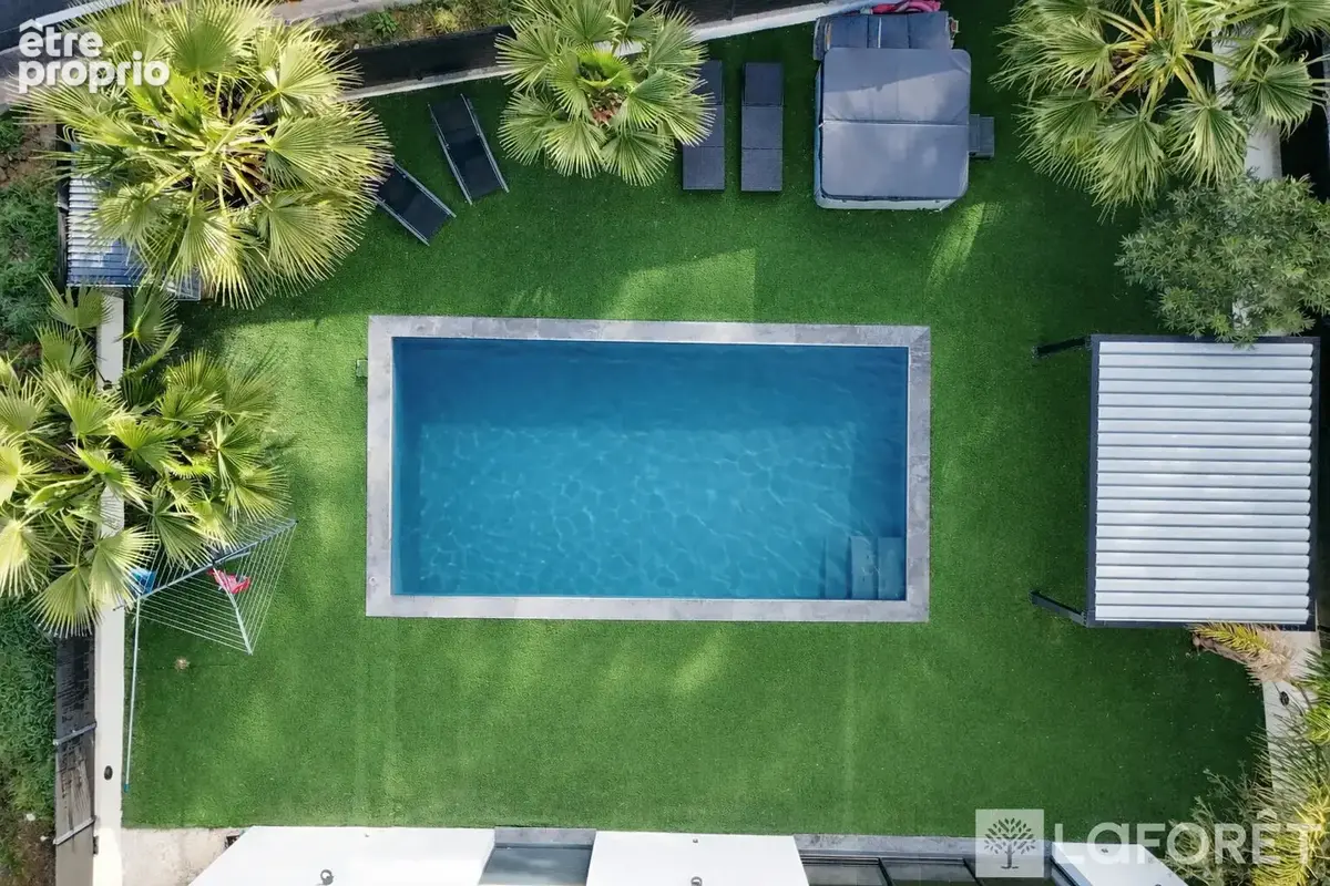 Nouveauté en exclusivité Villa de prestige  5 pièces à 1 km des plages de  Saint-Aygulf - photo 15
