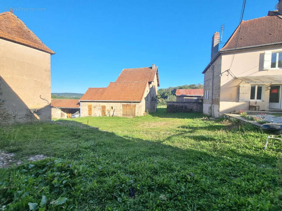 Photo 5 - Maison à SAINT-SYMPHORIEN-DES-BOIS
