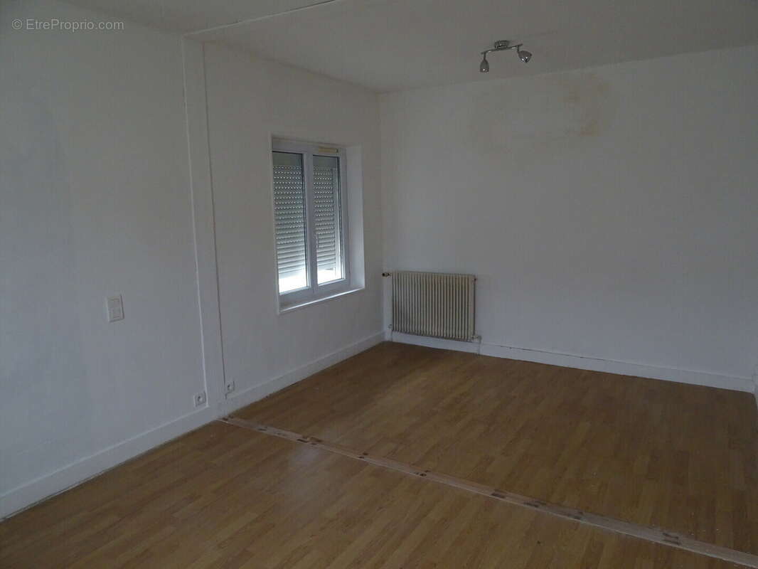 Maison 94 m² à Gien  - photo 9