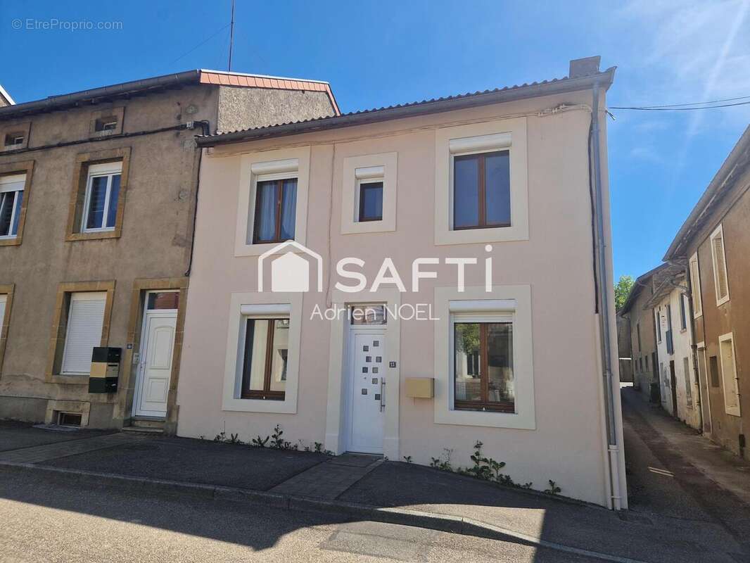 Photo 2 - Maison à ETAIN