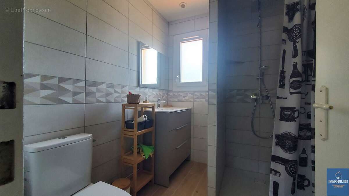 Maison T6 de 123 m2 rénovée en 2024 - parcelle de 660 m2 - photo 11