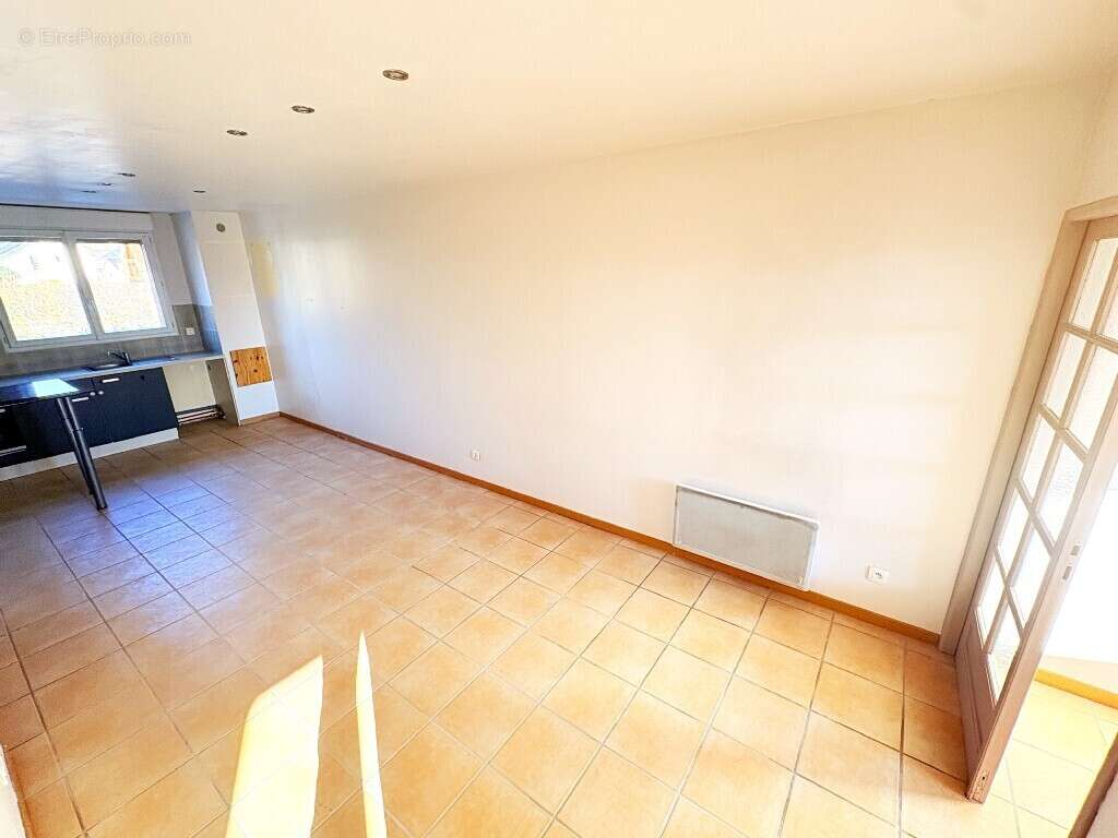 Appartement à LA BALME-DE-SILLINGY