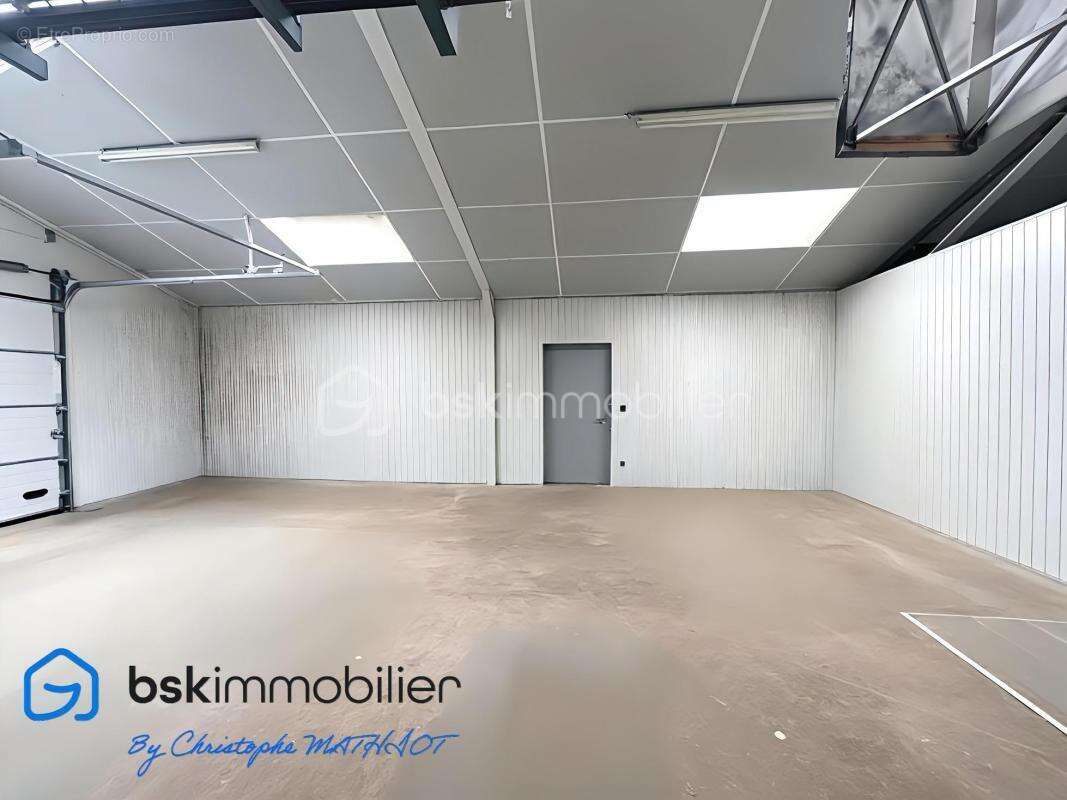 Bâtiment industriel de 1 700 m² sur terrain de 6 230 m² – Nombreuses possibilités d’exploitation ! - photo 16