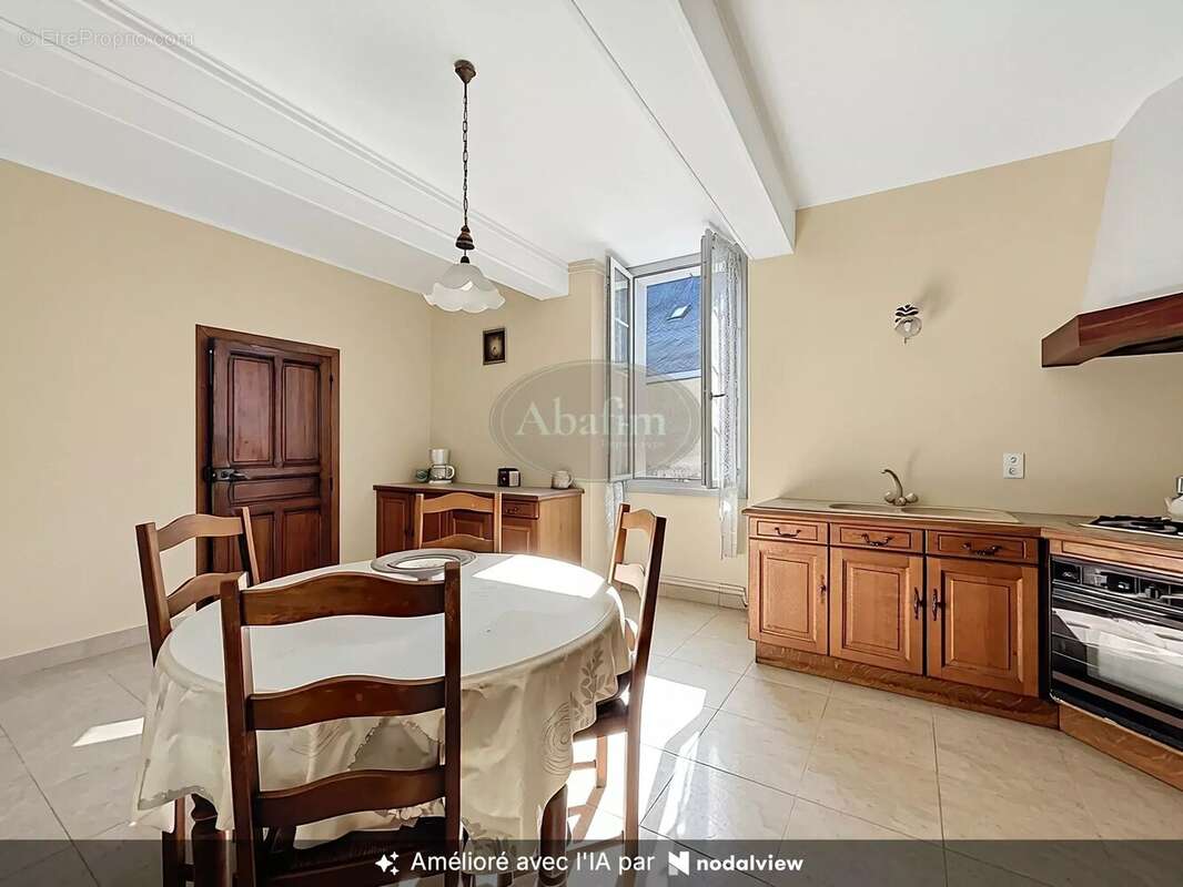 Maison et appartement - photo 4